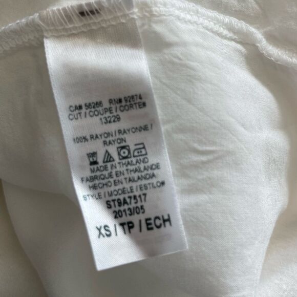 Splendid White T-Shirt Blouse Top Rayon Semi Sheer Lightweight Cap Sleeve XS - Picture 7 of 8